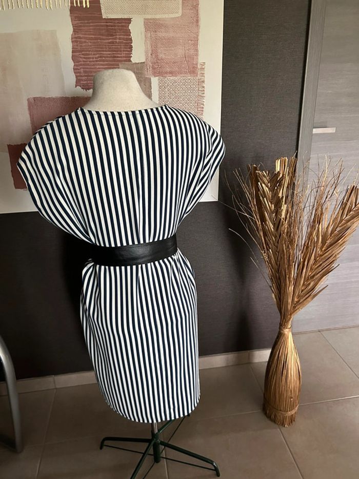 Robe marinière H&M 40 - photo numéro 4