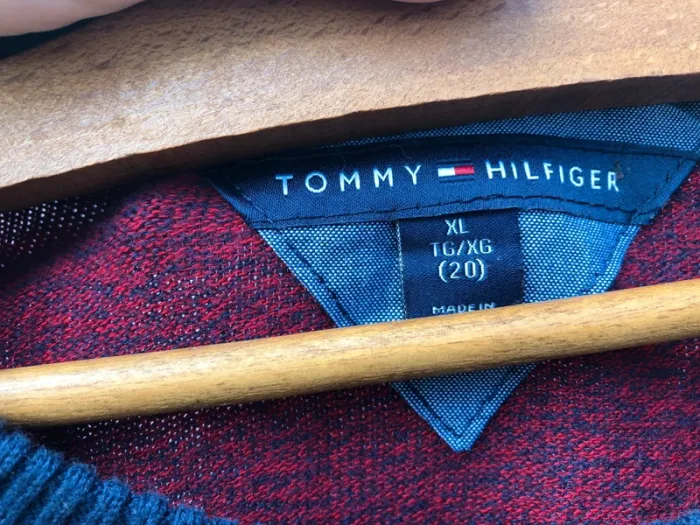 Tommy Hilfiger crewneck pullover red black Mens Small - photo numéro 2