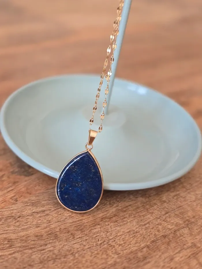 Collier lapis lazuli et acier