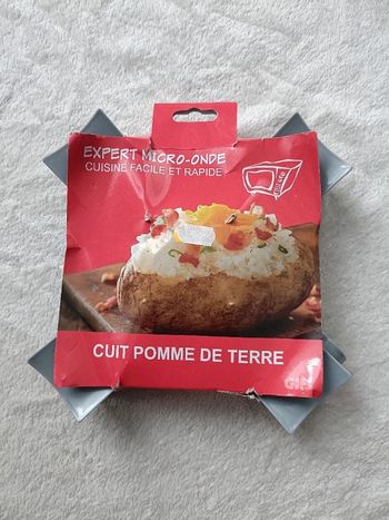 Cuit pomme de terre pour micro-onde
