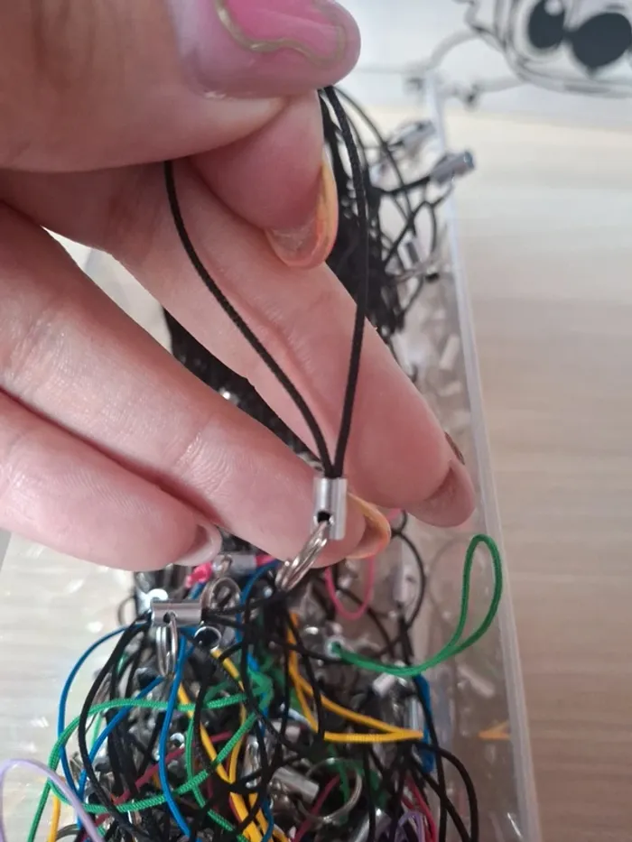 Fils bijoux téléphone