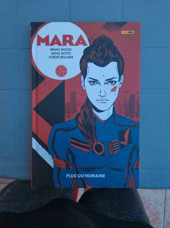 Bande dessinée/ Livre Mara