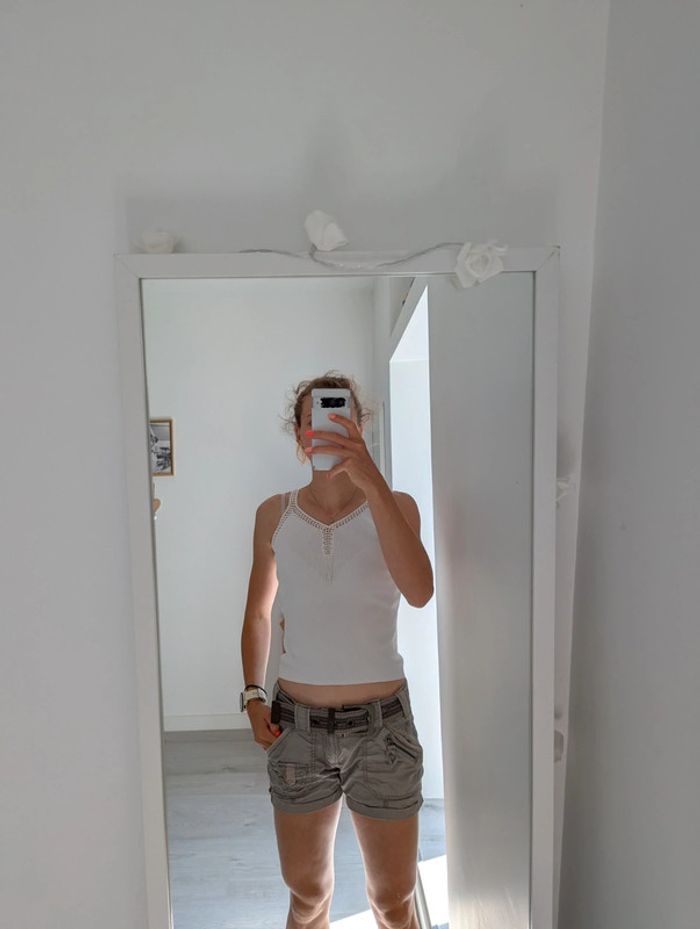 Top blanc - photo numéro 2