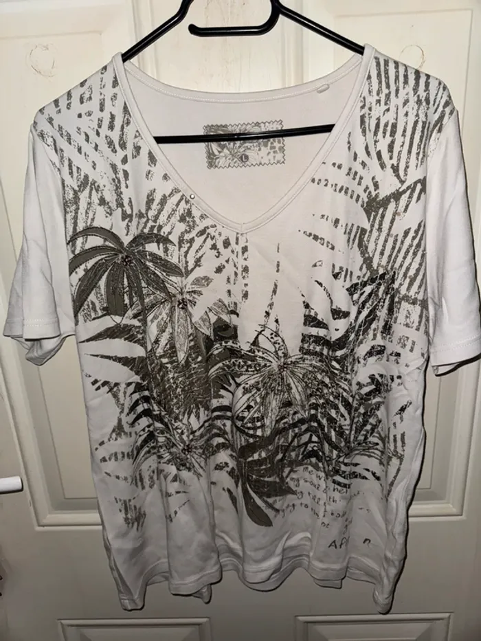 Tee-shirt marque Canda taille L