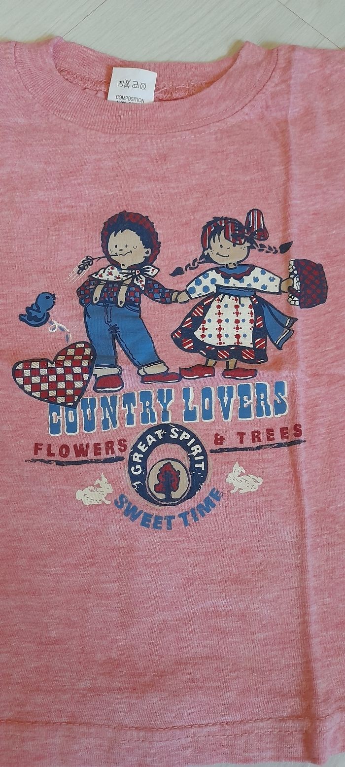 Tee-shir T 5 ans - photo numéro 2