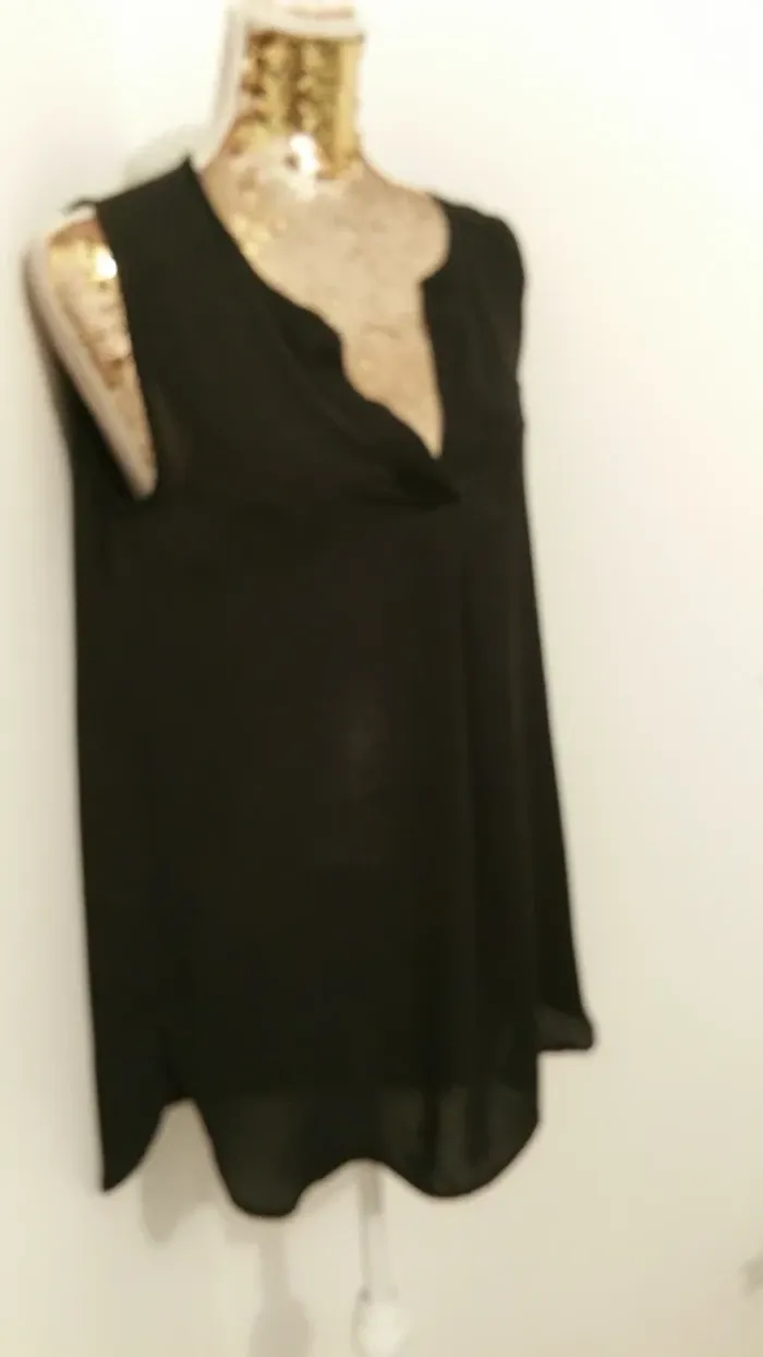 Chemise fluide noire h et m 38 - photo numéro 2