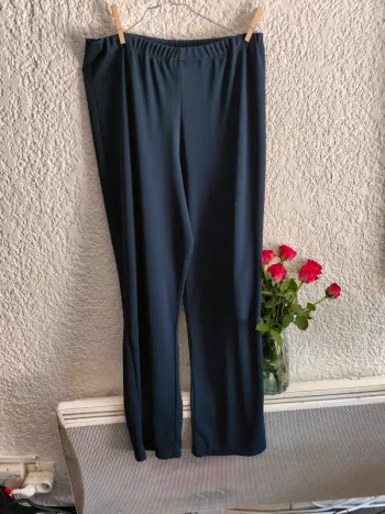 Pantalon à élastique bleu taille 40