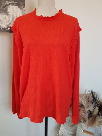 Blouse orange, stretch, bout de manches élastique. Grain de Malice. Taille XL (44) aisselles 58cm.