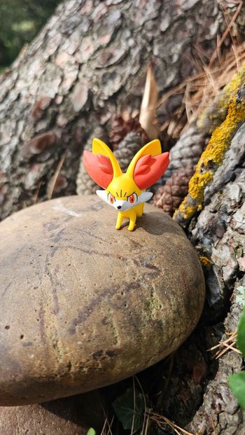 Super figurine Pokemon Nintendo tomy Feunec