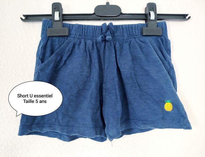 Short U essentiel taille 5 ans