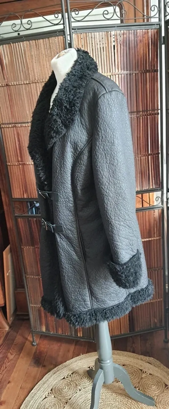Manteau femme "Nathalie Chaize" taille XXL/44 - photo numéro 3