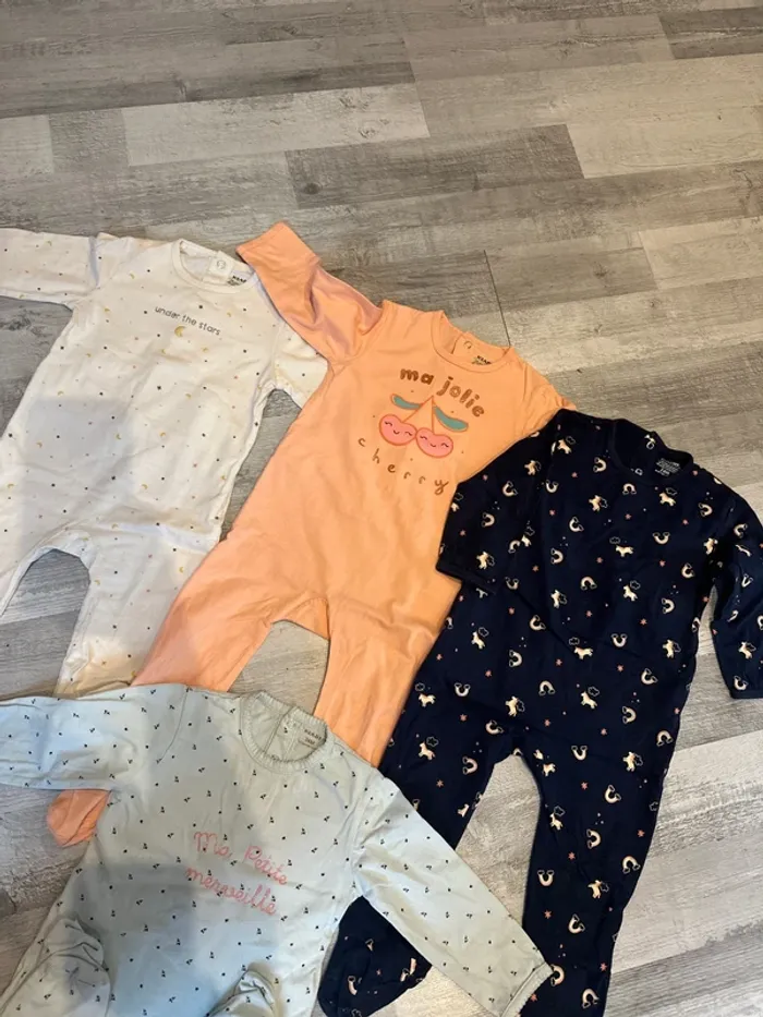 4 pyjamas léger - photo numéro 2