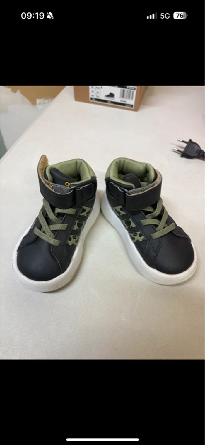 Basket adidas Disney roi lion - photo numéro 6