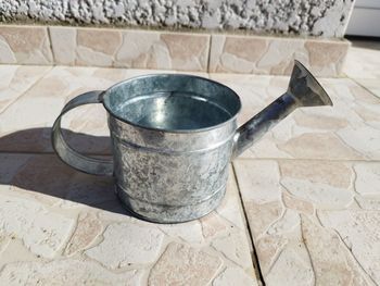 Arrosoir décoratif metalique