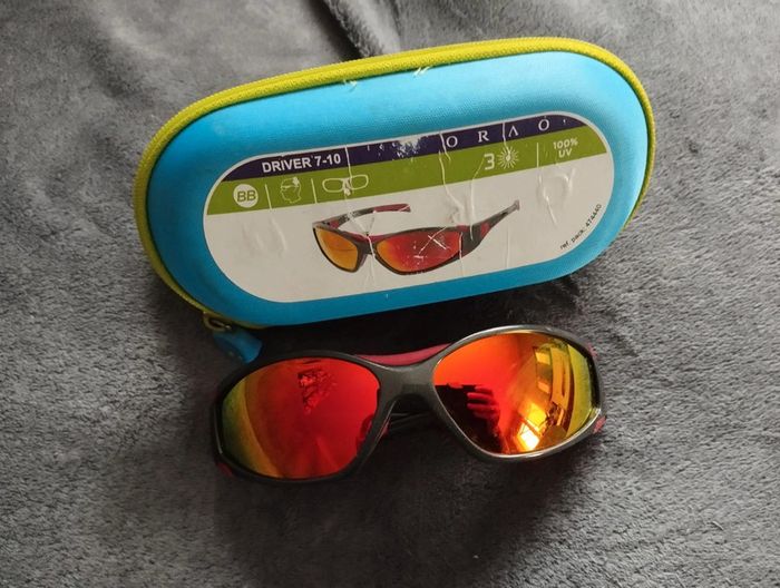 Lunette de soleil enfant