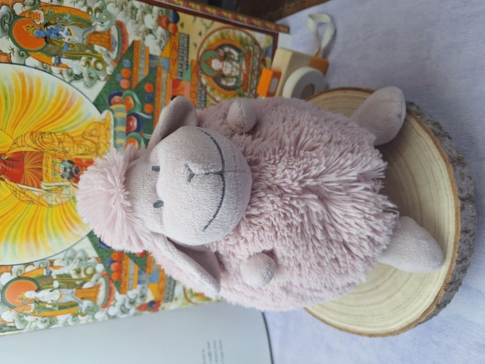 Peluche mouton rose boule tout doux à câliner
