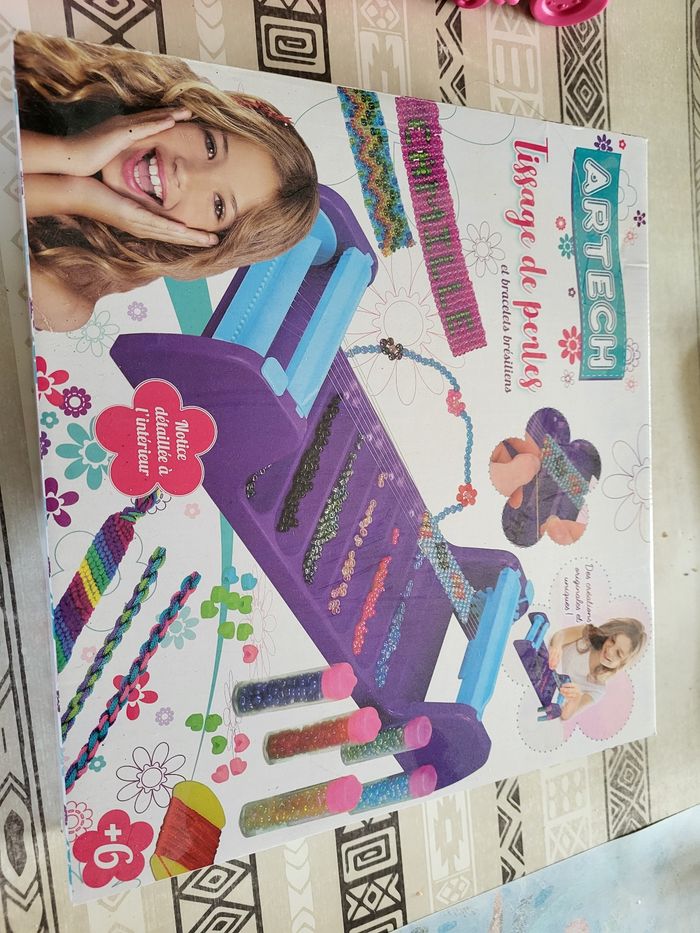 Metier a tiser plus boîte de perles - photo numéro 3