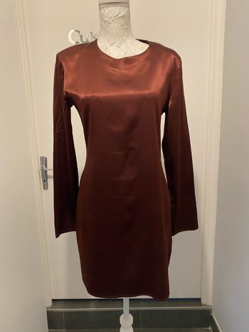 Robe zara bordeaux satinée T40