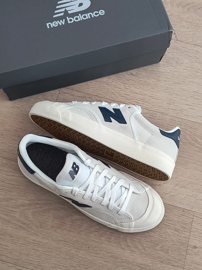 Baskets chaussures New Balance taille 39.5 neuves - photo numéro 4