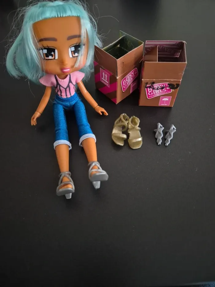Poupée Boxy girls