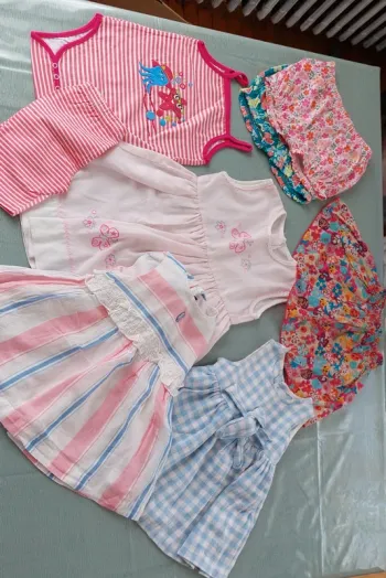 Lot 12 vêtements fille 12mois