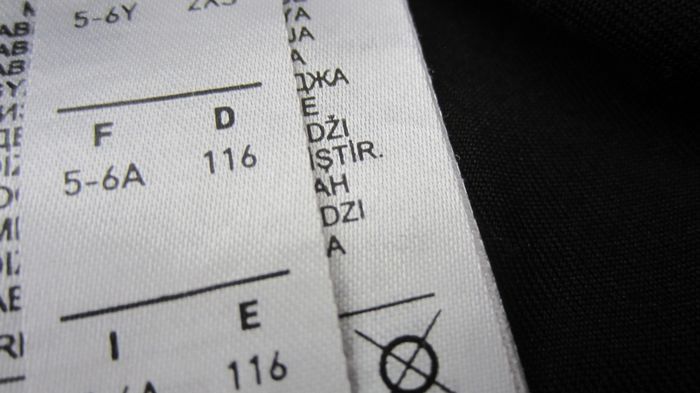 Short Adidas 5/6 ans - photo numéro 3