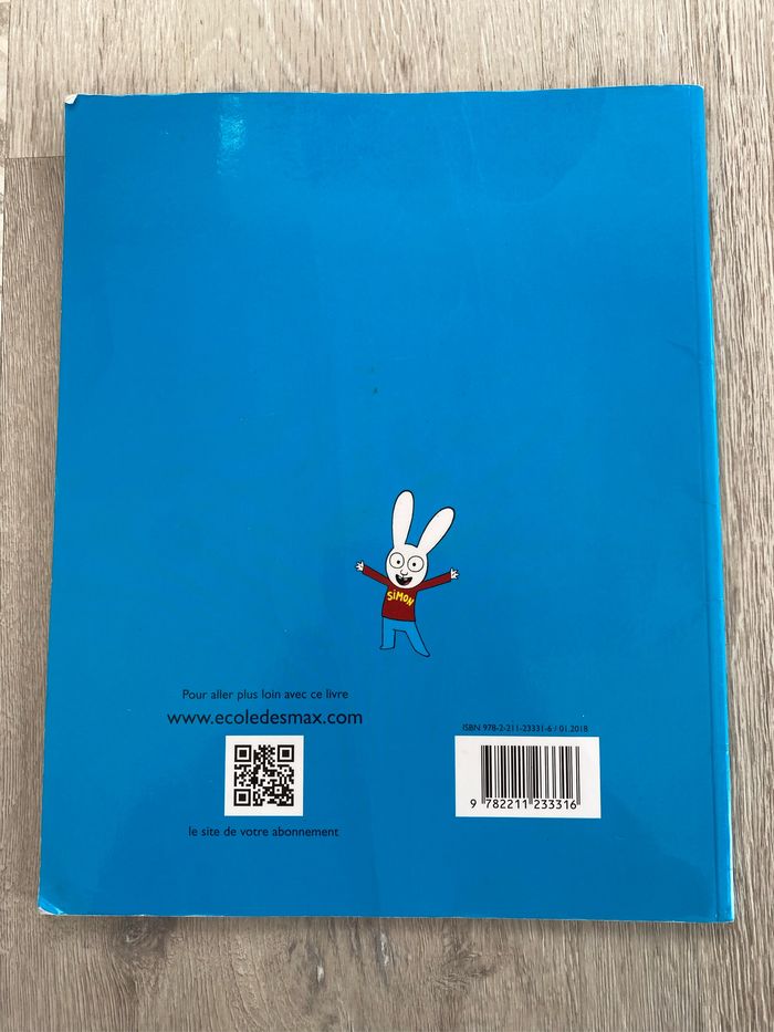 Livre je veux pas déménager - photo numéro 2