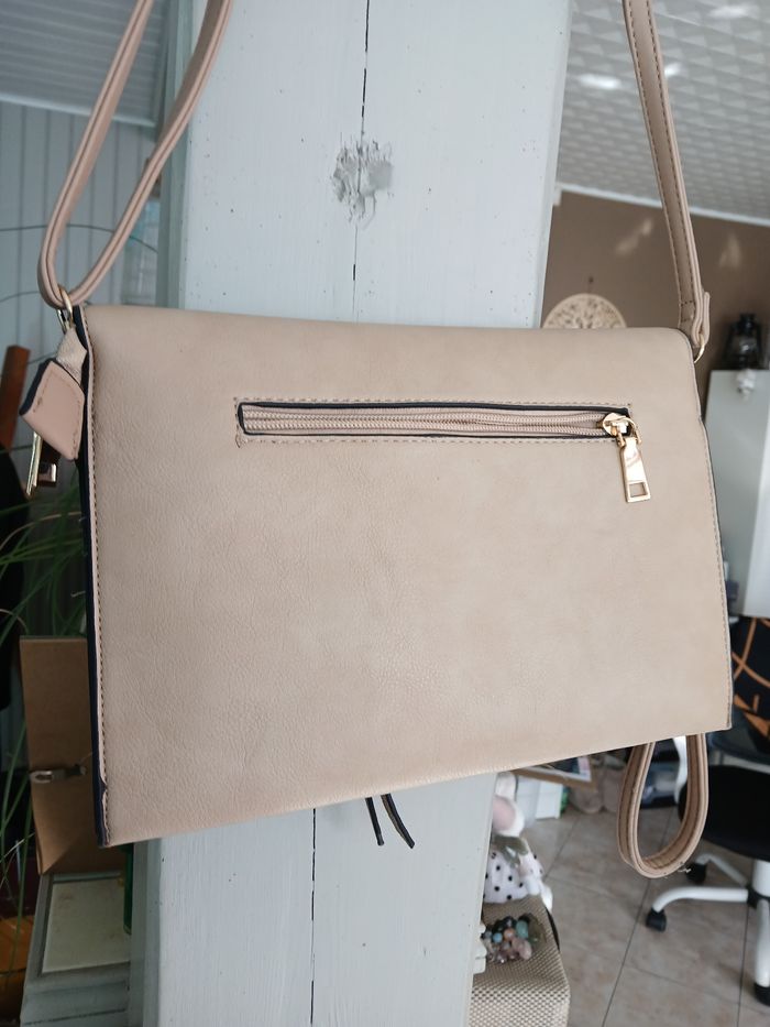 Sac à main ou pochette. - photo numéro 5