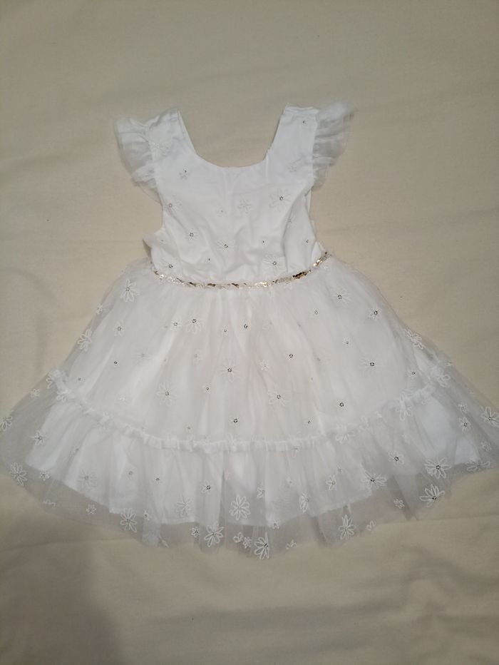 Robe de cérémonie blanche