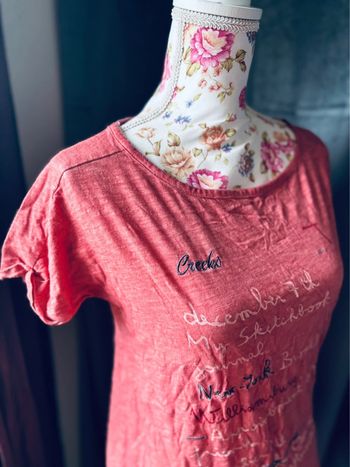 Tee shirt loose creeks