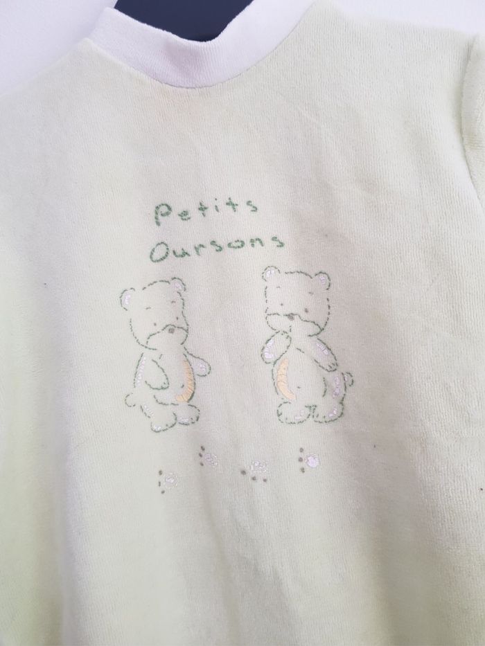 Pyjama en velours taille 3 mois - photo numéro 2
