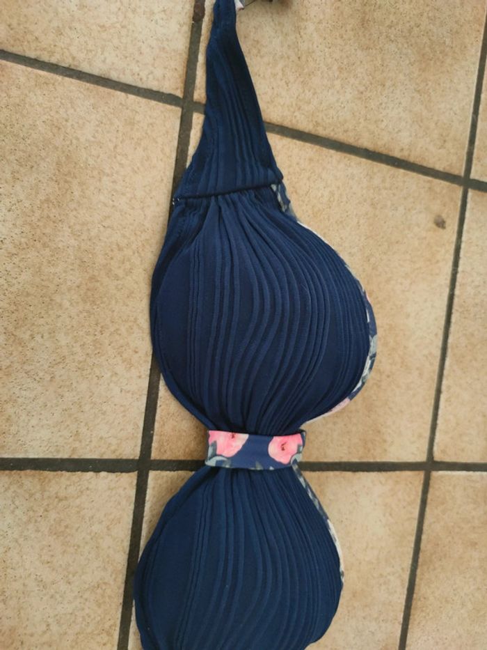 Haut maillot de bain - photo numéro 2