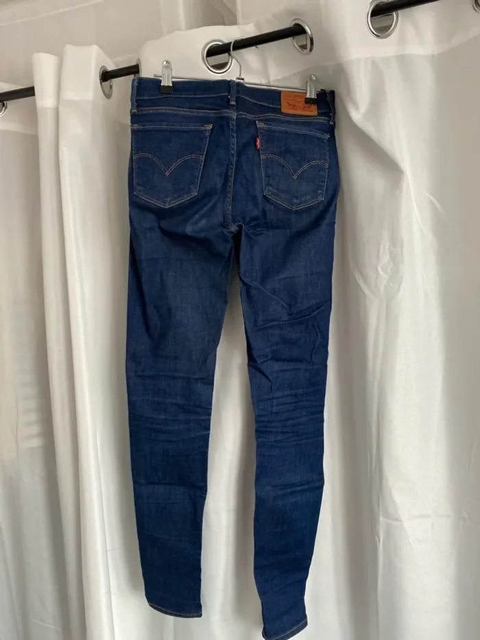 Jean Lévis 27/32