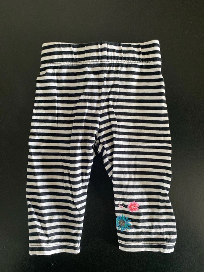 Pyjama taille 2 ans - photo numéro 5