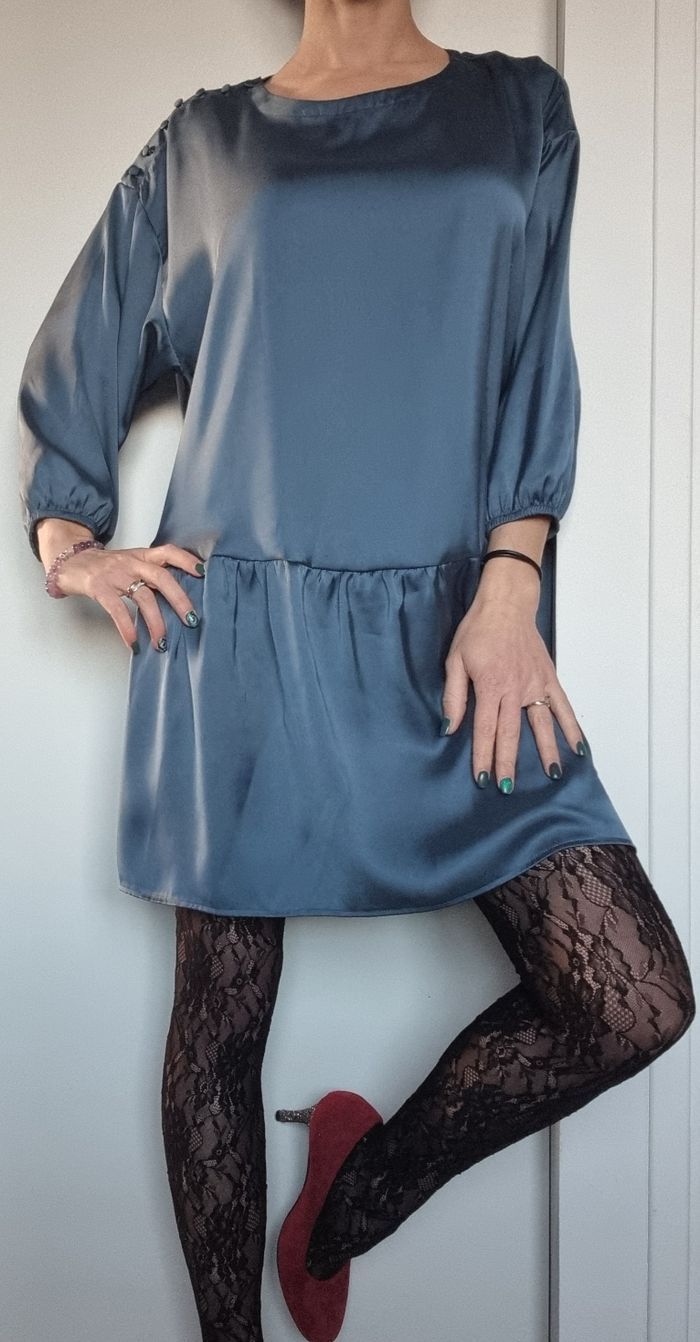 🌸 robe satinée bleu 38