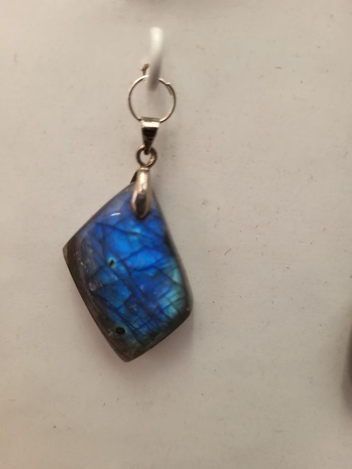 Pendentif labradorite reflet bleu - photo numéro 4