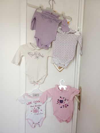 Lot de 5 bodys dont 4 col claudine bébé fille 3 mois, 54 cm