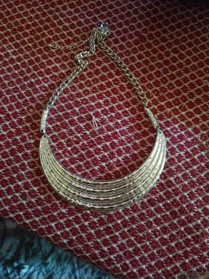 Collier femme. 41 cm. Neuf sans étiquette - photo numéro 2