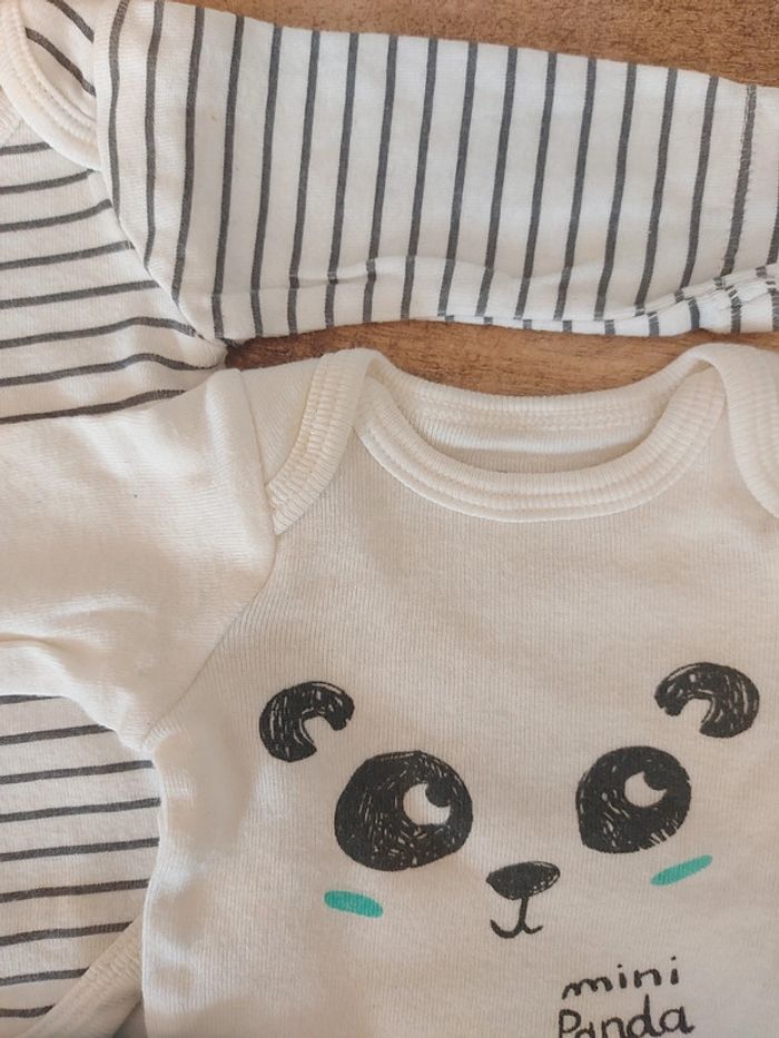 Lot bébé 1 mois - photo numéro 12
