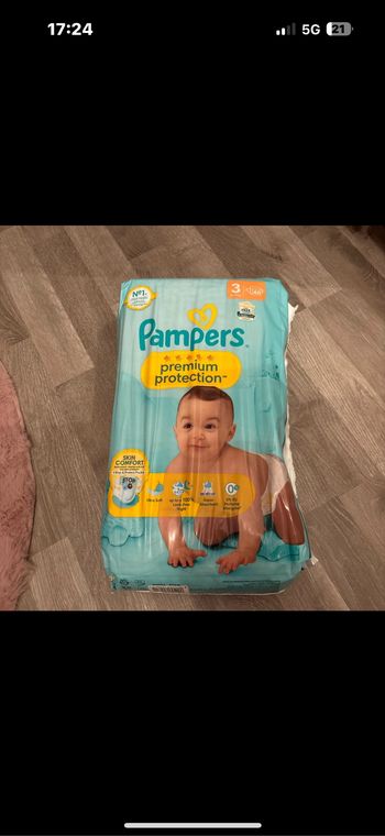 Couches Pampers