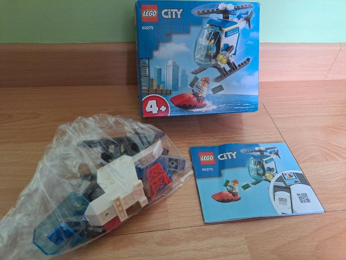 Lego  60275 l'hélicoptère de la police - photo numéro 3