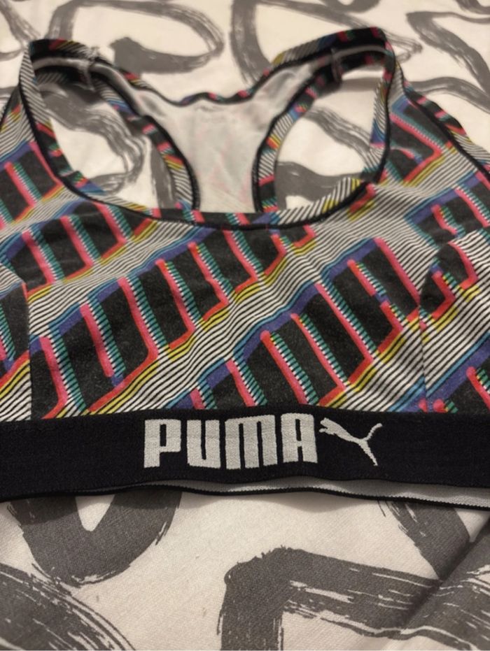 Brassière de sport Puma Taille L En très bon état - photo numéro 2