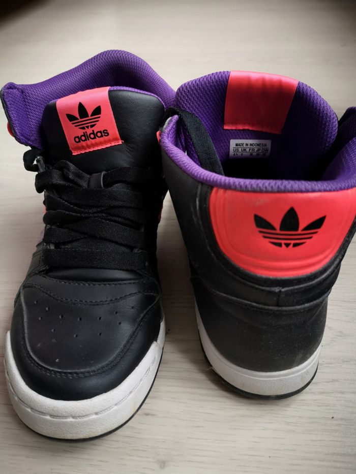 Baskets Adidas noire et violet #V18 - photo numéro 3