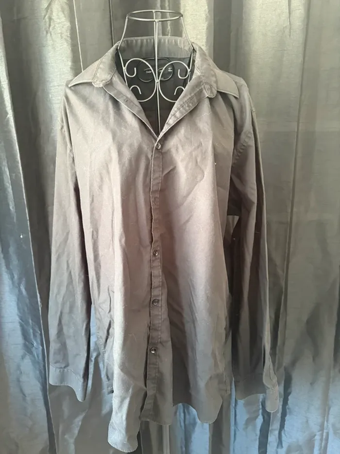 Chemise noire Cedar Wood State – Taille 43 cm – Très bon état