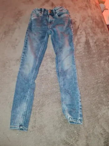 Jeans 146