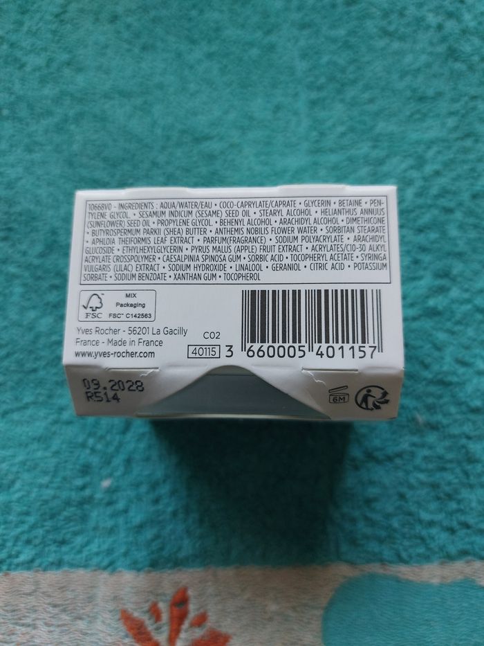 Crème anti-age global nuit yves rocher - photo numéro 3