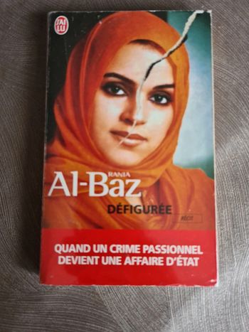Livre défigurée