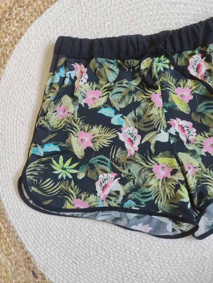 Short tropical - photo numéro 2