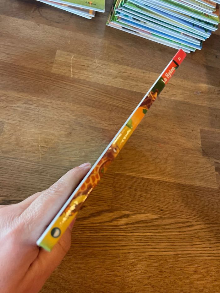 Livre Altaya Le monde des animaux Sauvages Animaux de la savane Le hyène - photo numéro 2