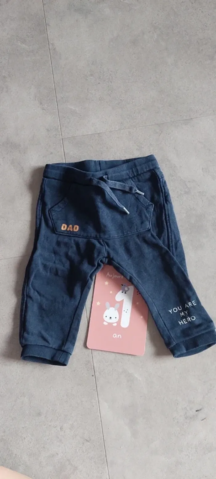 Pantalon kiabi 12 mois